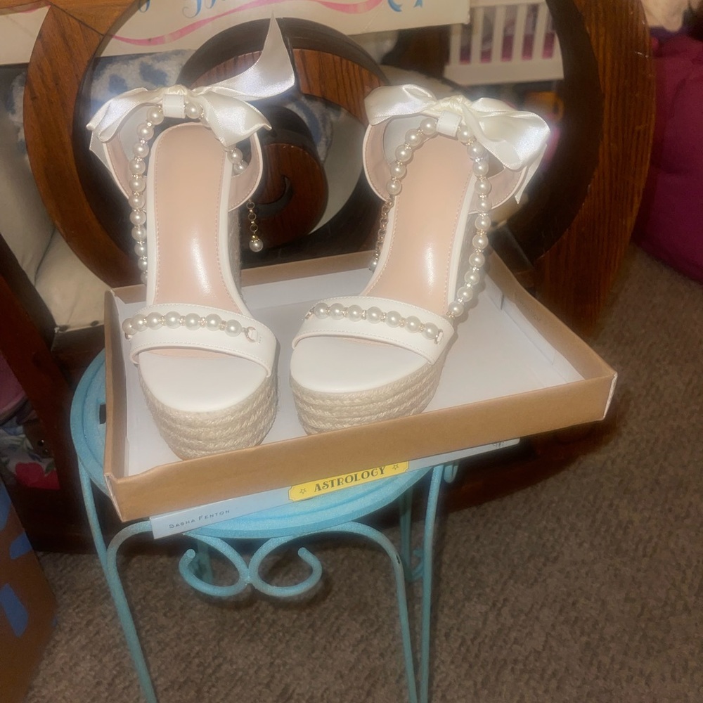 White Platform Peep-Toe Sandals with Bow